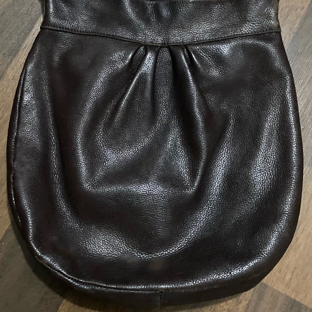 Roots Brown Hobo Genuine Leather Bag H14’X W14’ X D2.5’ - Picture 9 of 16